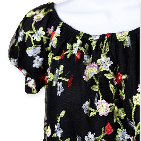 Kimchi Blue Black MIni Embroidery Shift Dress S - Picture 7 of 9